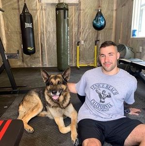 Meet your Posher, Vito